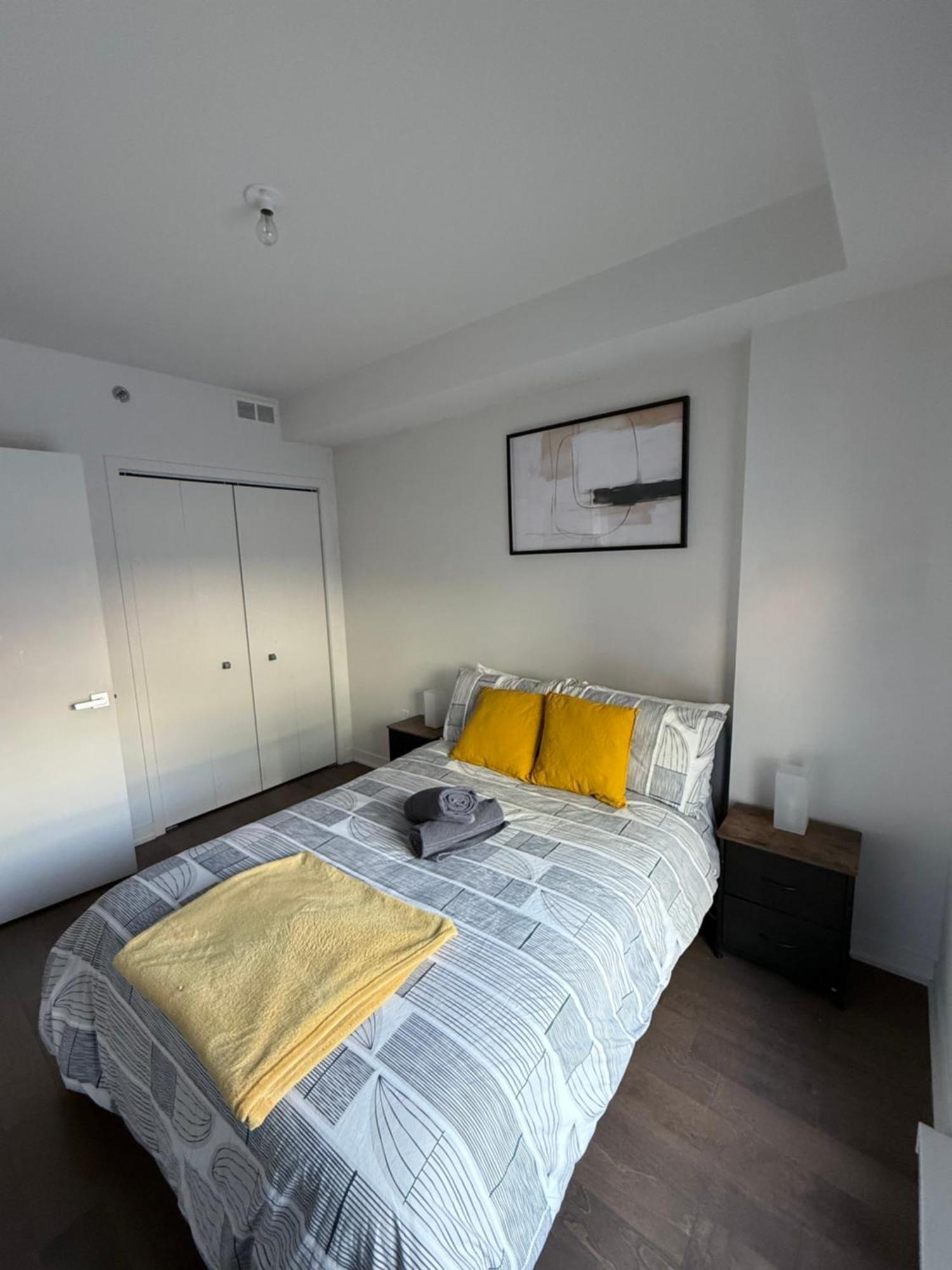 Condo In The Heart Of Downtown مونتريال المظهر الخارجي الصورة