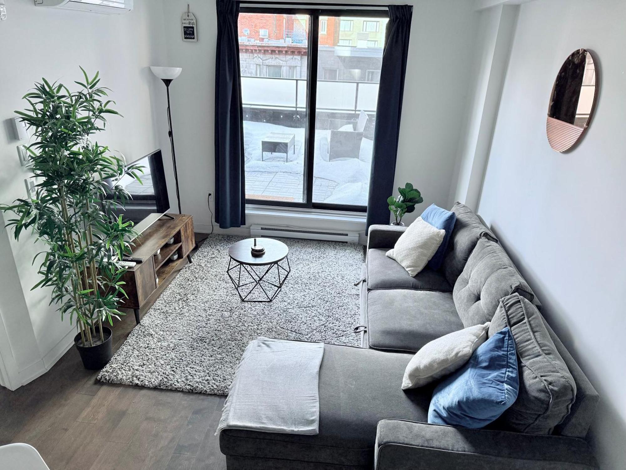 Condo In The Heart Of Downtown مونتريال المظهر الخارجي الصورة