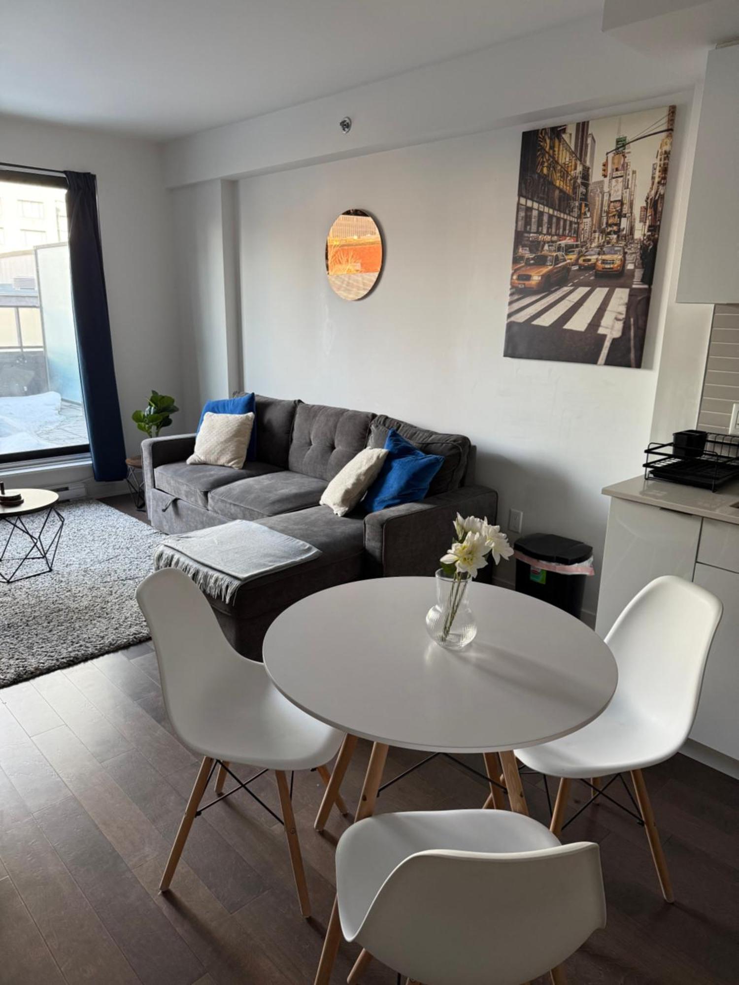 Condo In The Heart Of Downtown مونتريال المظهر الخارجي الصورة